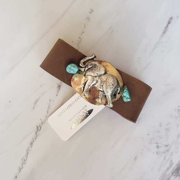 Elephant Turquoise Beaded Two-Tone Bracelet - Picture 4 of 8